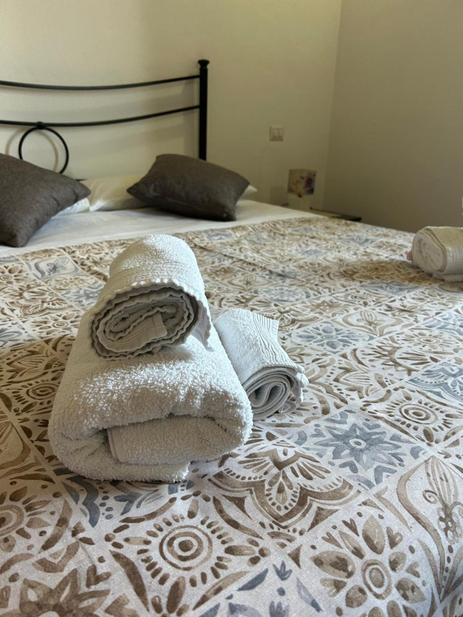 Casa Gambino Panzió Savoca Kültér fotó
